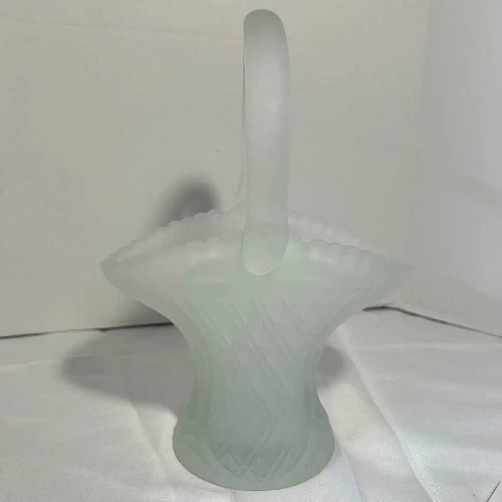 Frosted Glass Flower Basket Hobnail‎ Rim Handle Elegant Decorative Accent
